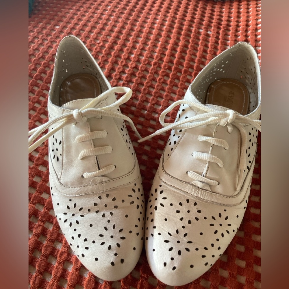 Crown Vintage Alexis White Perforated Flats - Picture 2 of 6